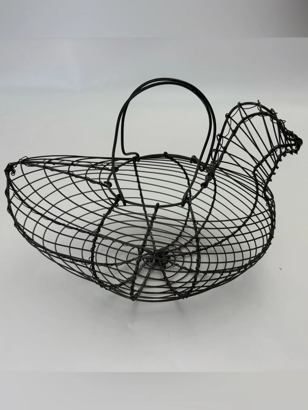 Decorative Wire Chicken Basket - Black